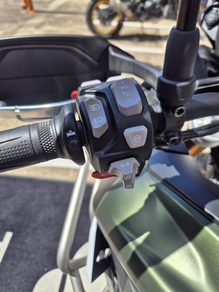 2025 Triumph Tiger 900 Rally Pro Tiger Green