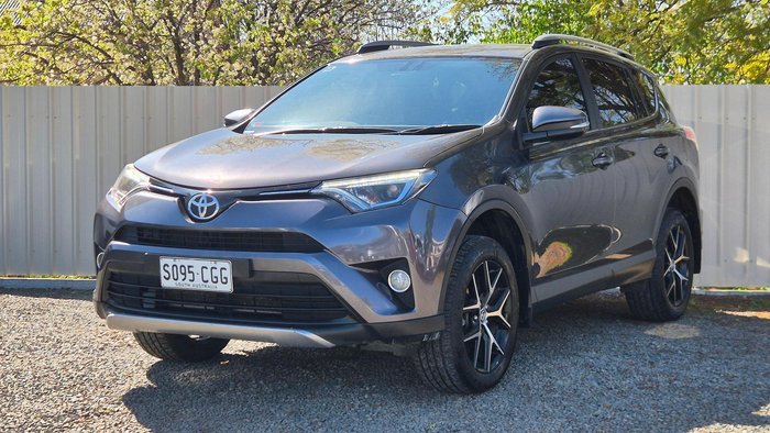 2017 Toyota RAV4 GXL