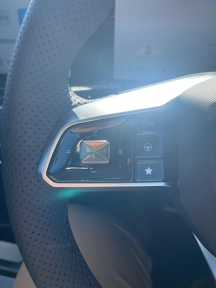 2025 MG HS Essence AS33 MY25 Lunar Grey