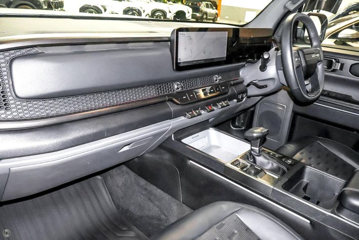 2025 Kia Tasman SX+