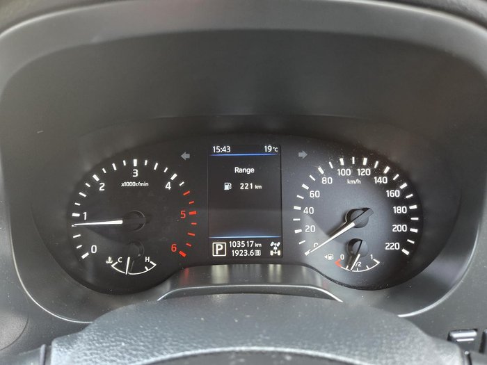 2020 Nissan Navara SL