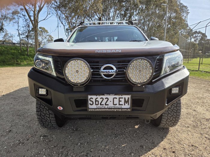 2020 Nissan Navara SL