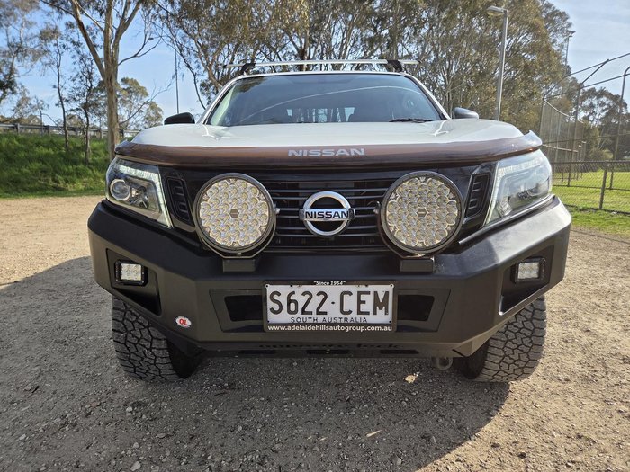 2020 Nissan Navara SL