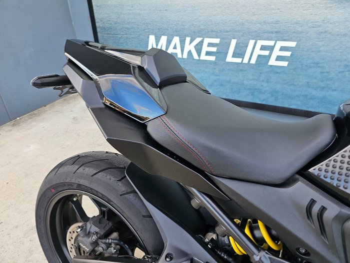 2021 Honda CBR650R Black