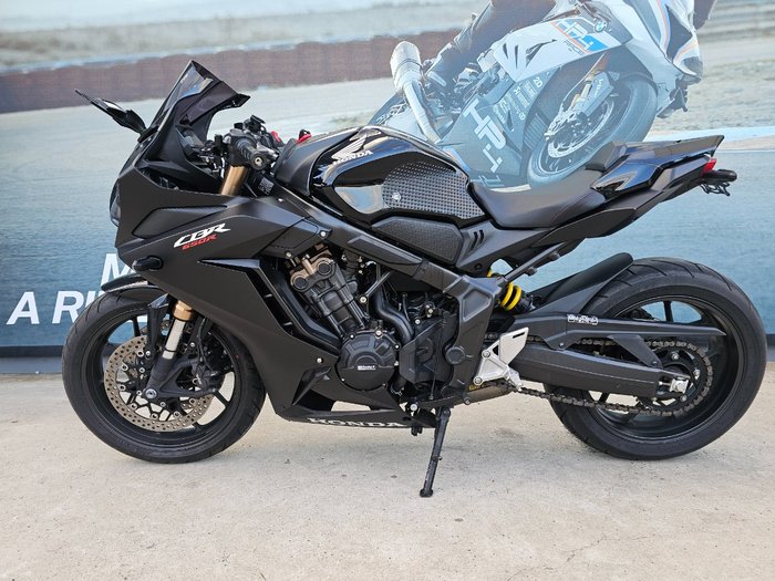 2021 Honda CBR650R Black