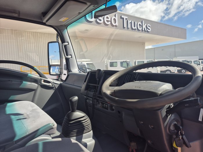 2016 Isuzu Trucks NPS 75/45-155 4x4 Tray and Boxes
