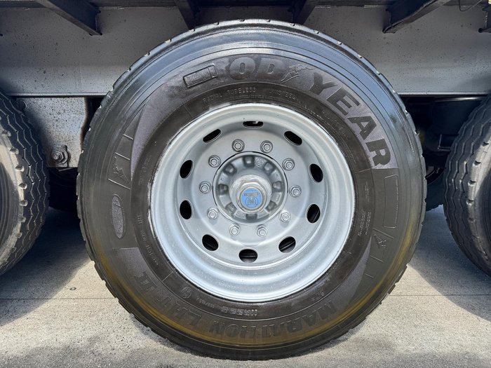 2006 Vawdrey 22 Pallet Dry Freight R/T Bpw 