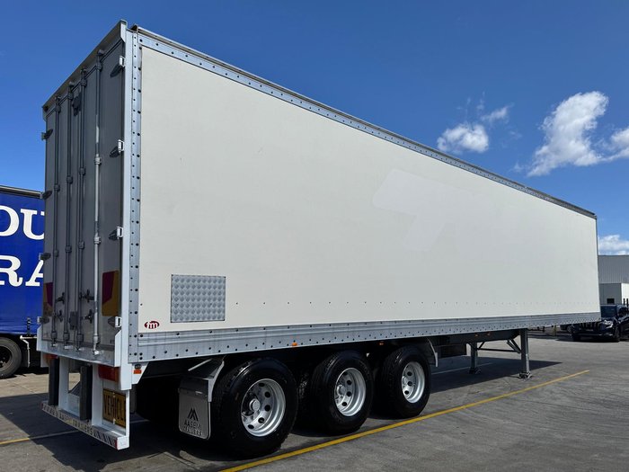 2006 Vawdrey 22 Pallet Dry Freight R/T Bpw