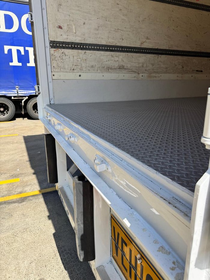 2006 Vawdrey 22 Pallet Dry Freight R/T Bpw 