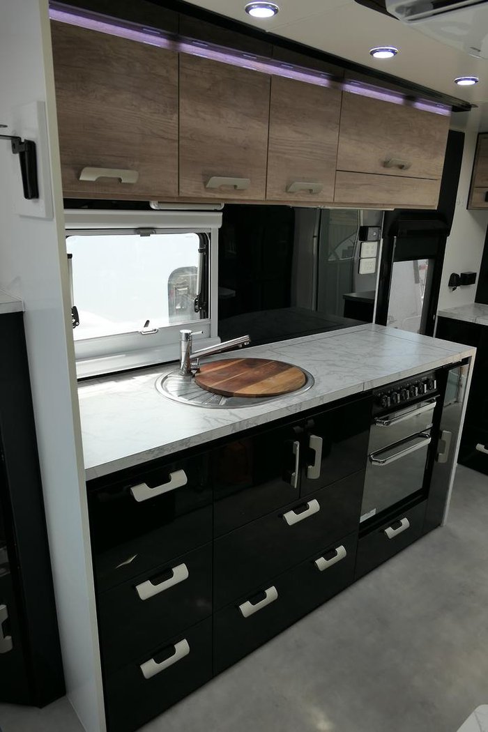 2019 Royal Flair Piazza