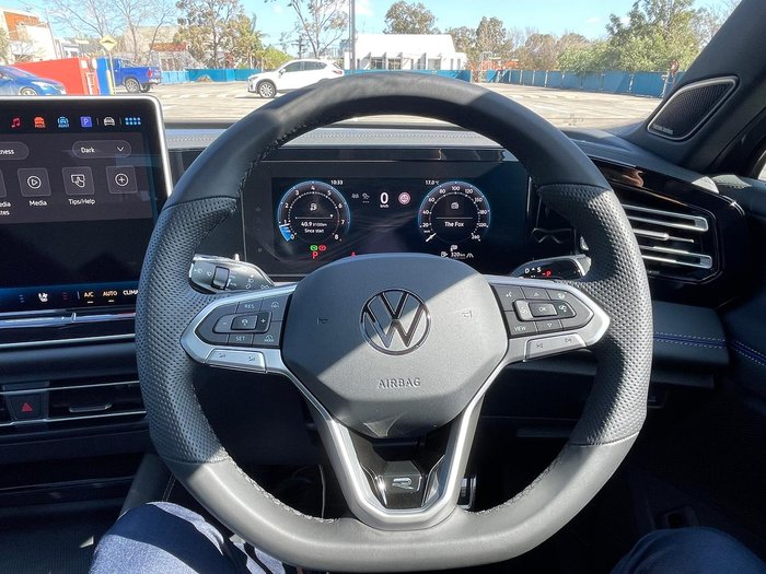 2025 Volkswagen Tiguan 195TSI R-Line