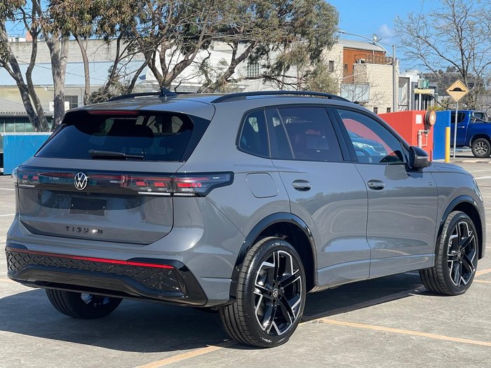 2025 Volkswagen Tiguan 195TSI R-Line