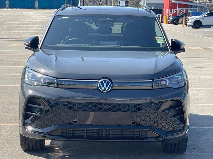 2025 Volkswagen Tiguan 195TSI R-Line