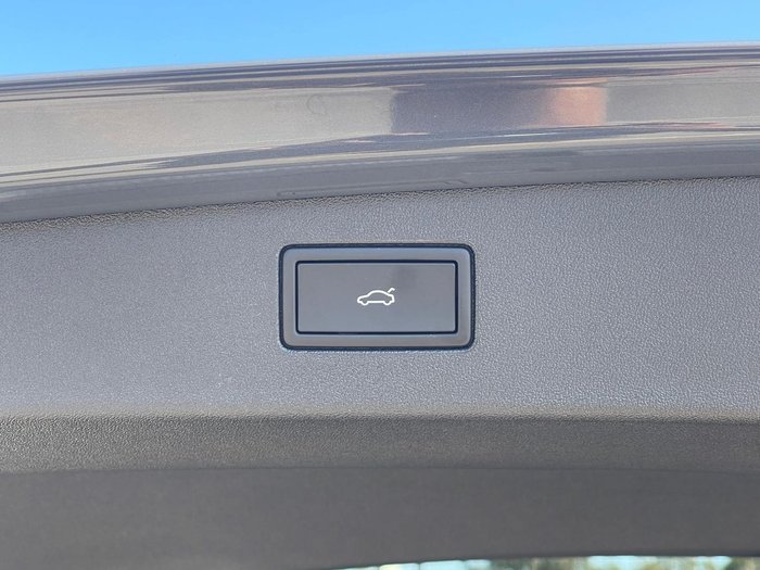 2025 Volkswagen Tiguan 195TSI R-Line