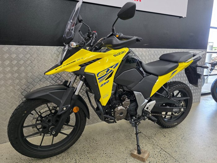 2023 Suzuki V-STROM 250SX (DS250RL) YELLOW