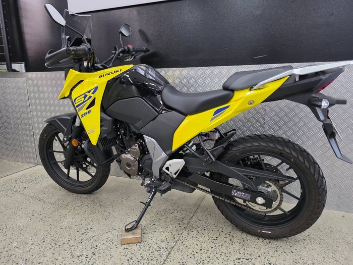 2023 Suzuki V-STROM 250SX (DS250RL) YELLOW