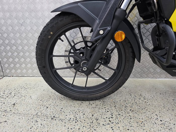 2023 Suzuki V-STROM 250SX (DS250RL) YELLOW