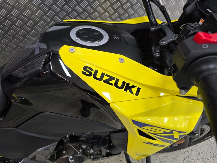 2023 Suzuki V-STROM 250SX (DS250RL) YELLOW