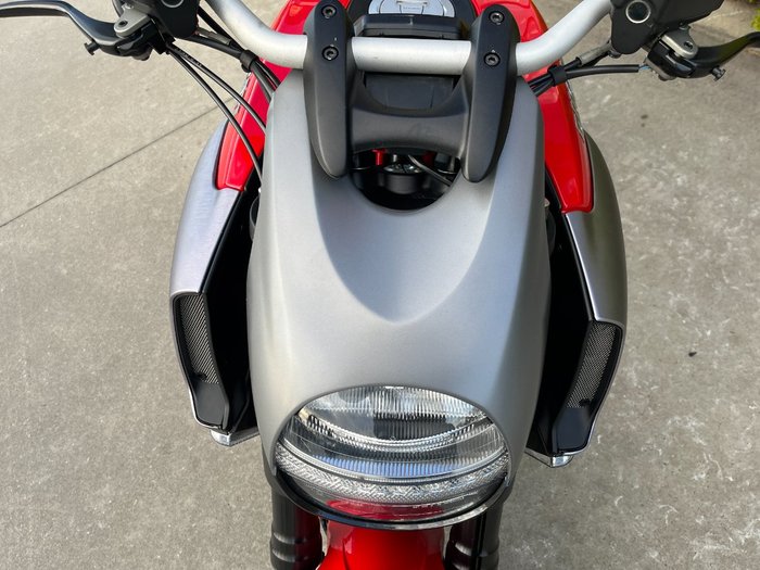 2012 DUCATI DIAVEL Red