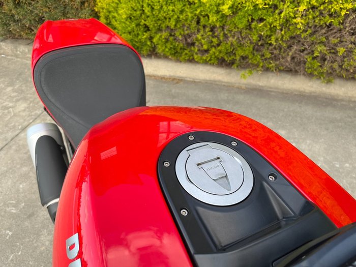 2012 DUCATI DIAVEL Red