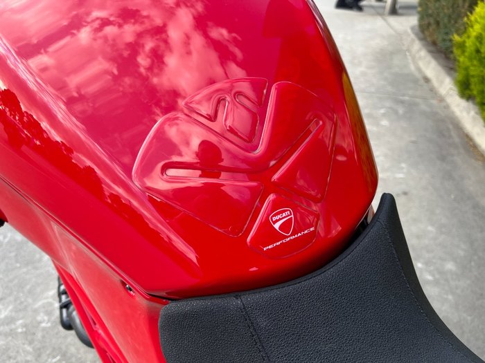 2012 DUCATI DIAVEL Red