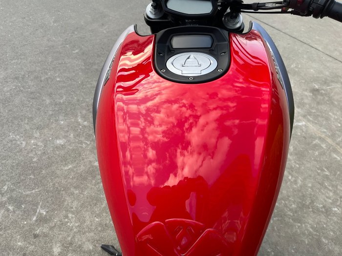 2012 DUCATI DIAVEL Red