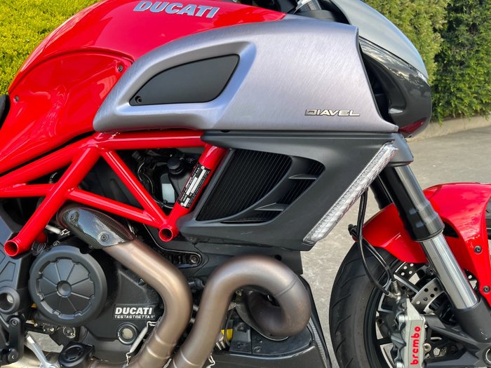 2012 DUCATI DIAVEL Red