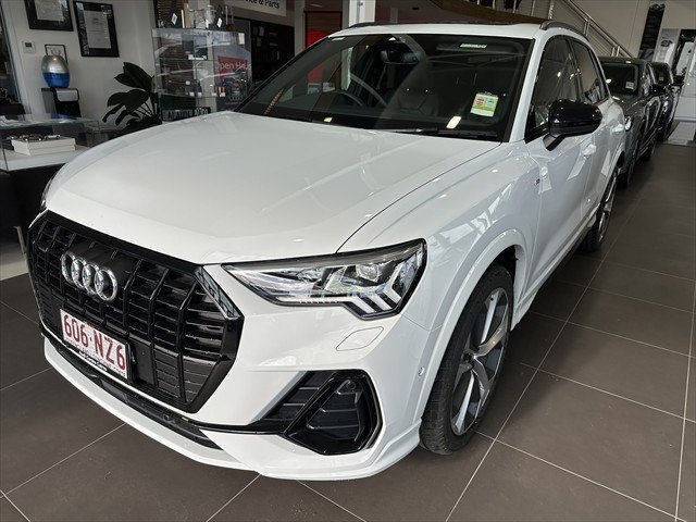 2025 Audi Q3 40 TFSI S line