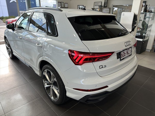 2025 Audi Q3 40 TFSI S line
