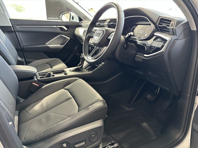 2025 Audi Q3 35 TFSI S line