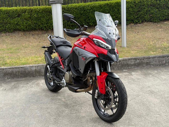 2025 Ducati Multistrada V4S Multistrada Red