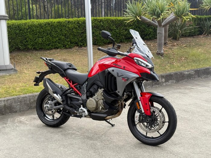 2025 Ducati Multistrada V4S Multistrada Red
