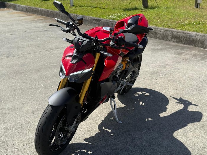 2025 Ducati Streetfighter V2 S