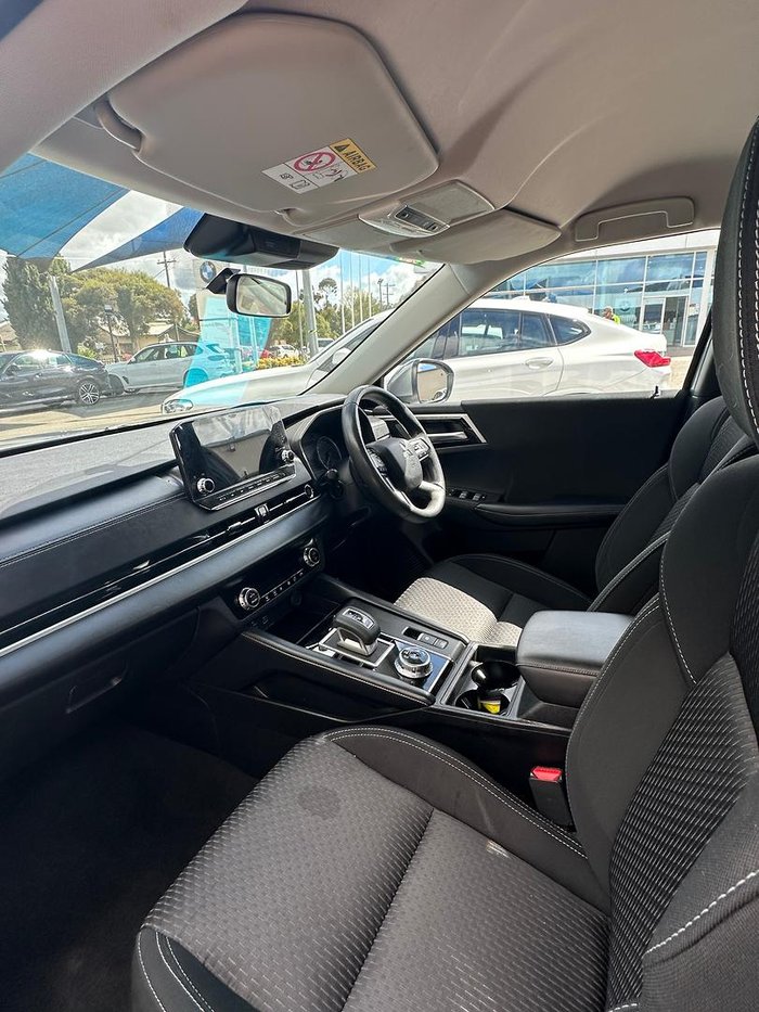 2022 Mitsubishi Outlander ES