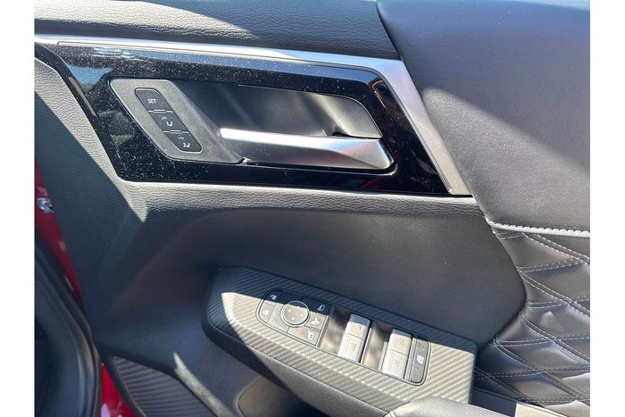 2023 Mitsubishi Outlander PHEV Exceed