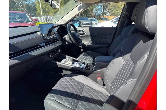 2023 Mitsubishi Outlander PHEV Exceed