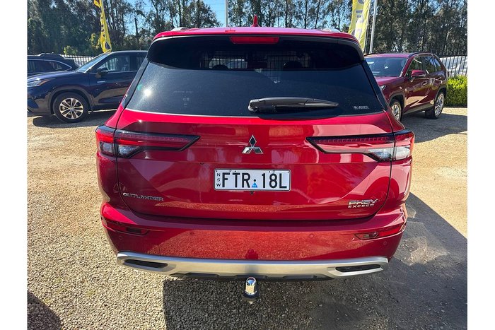 2023 Mitsubishi Outlander PHEV Exceed