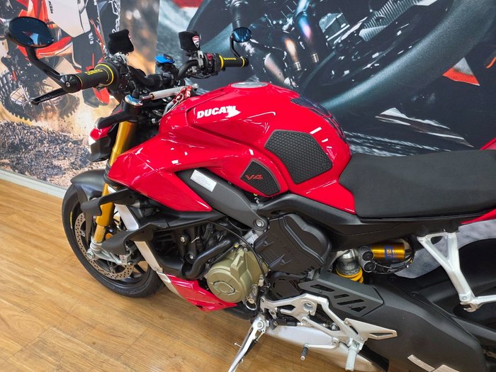 2022 DUCATI STREETFIGHTER V4 S DUCATI RED