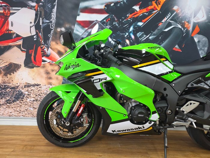 2024 Kawasaki NINJA ZX-10R GREEN