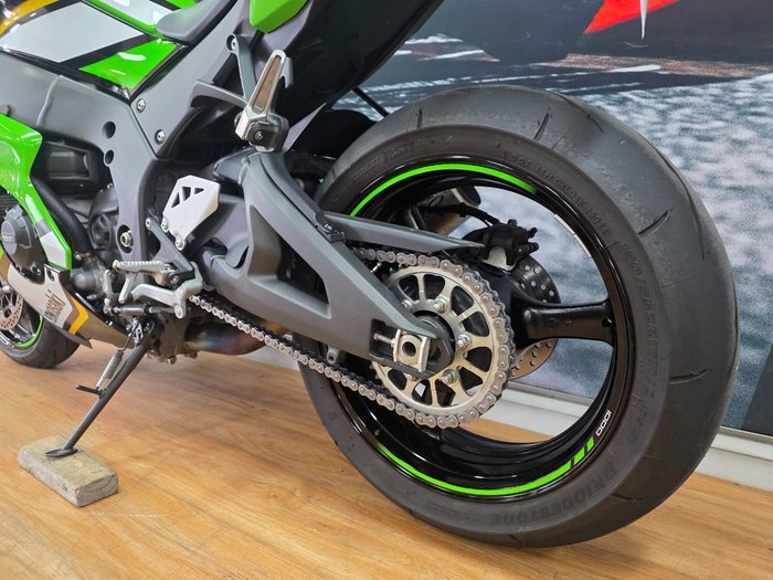 2024 Kawasaki NINJA ZX-10R GREEN