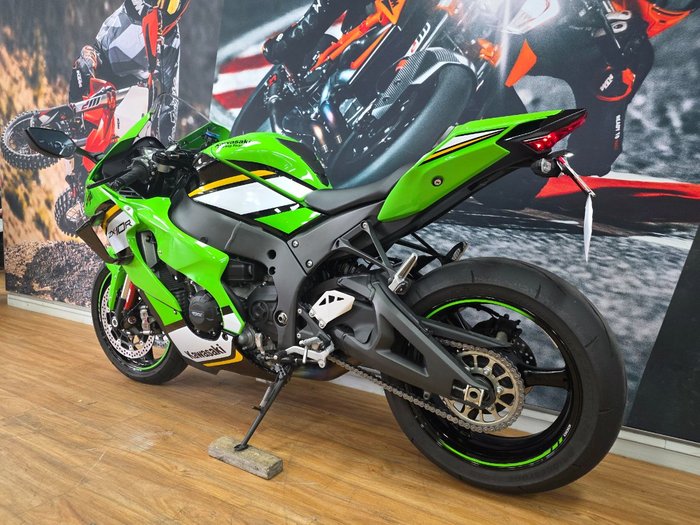 2024 Kawasaki NINJA ZX-10R GREEN