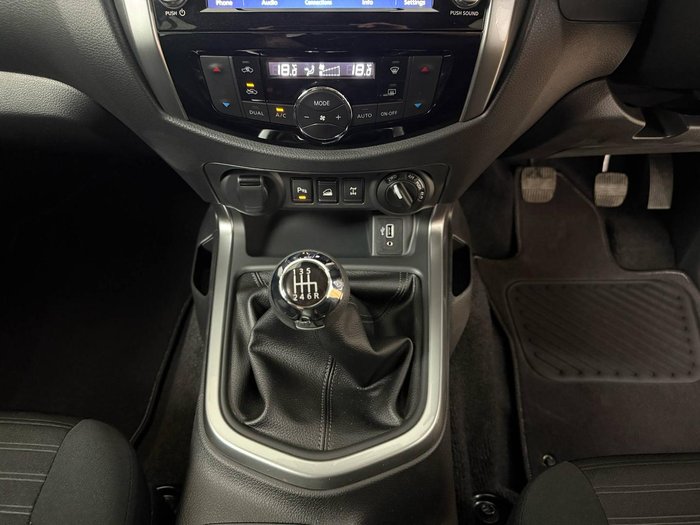 2024 Nissan Navara ST-X D23 MY24 4X4 Dual Range Solid White