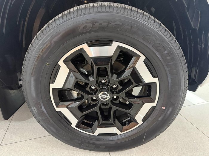 2024 Nissan Navara ST-X D23 MY24 4X4 Dual Range Solid White