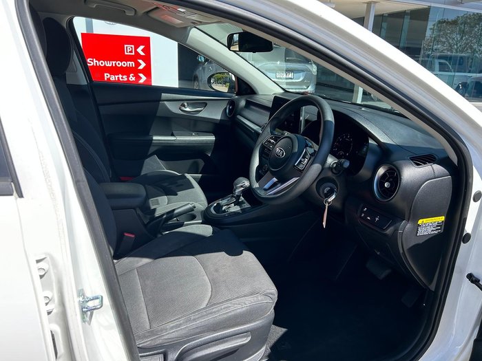 2021 Kia Cerato S BD MY21 Clear White