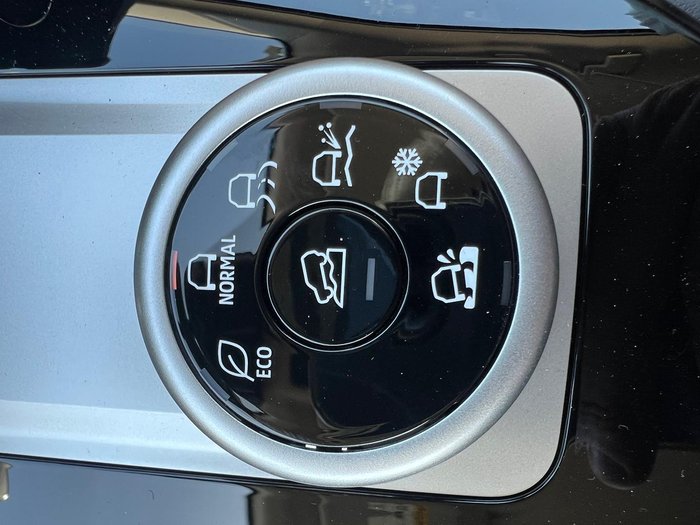 2025 Mitsubishi Outlander Exceed