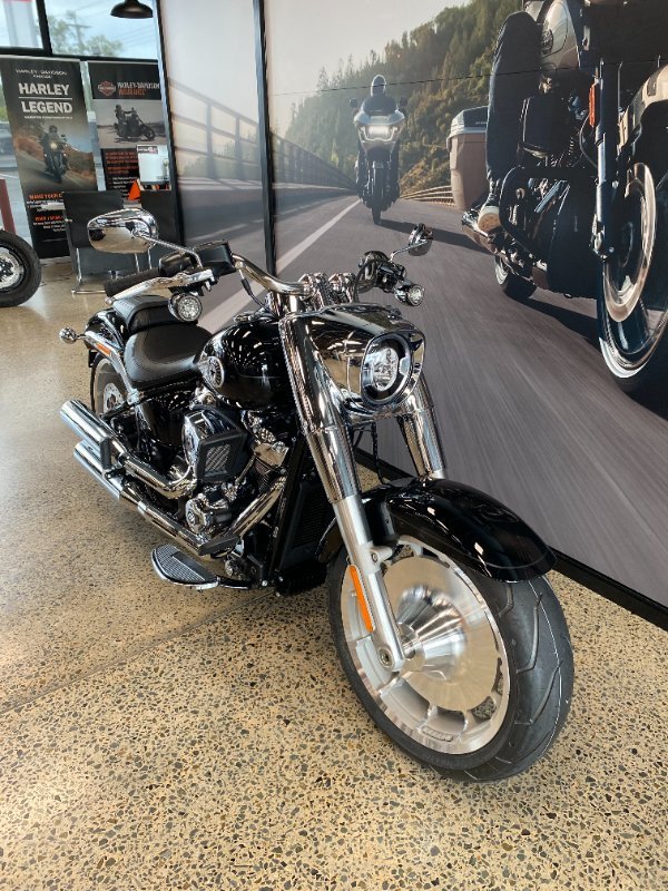 2025 Harley-davidson FLFB FAT BOY (117) VIVID BLACK