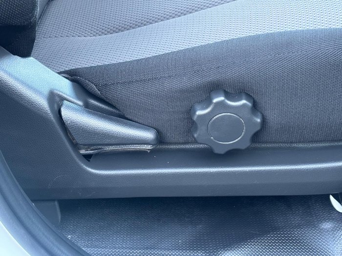 2021 Mitsubishi Triton GLX+