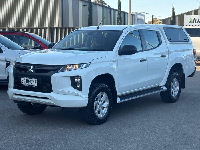 2021 Mitsubishi Triton GLX+