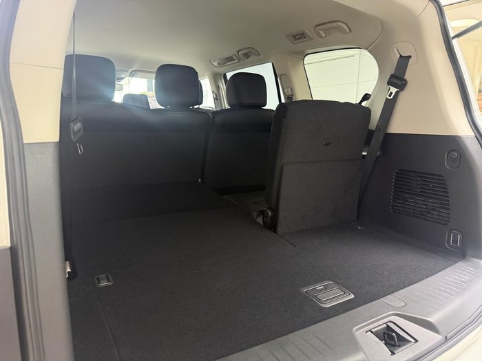 2025 Nissan Patrol Warrior Y62 MY25 4X4 Dual Range Moonstone White