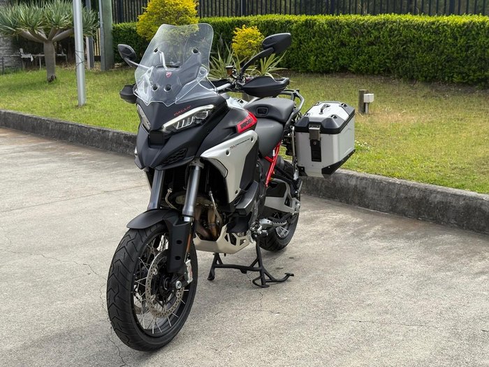 2025 Ducati Multistrada V4 Rally Multistrada Black
